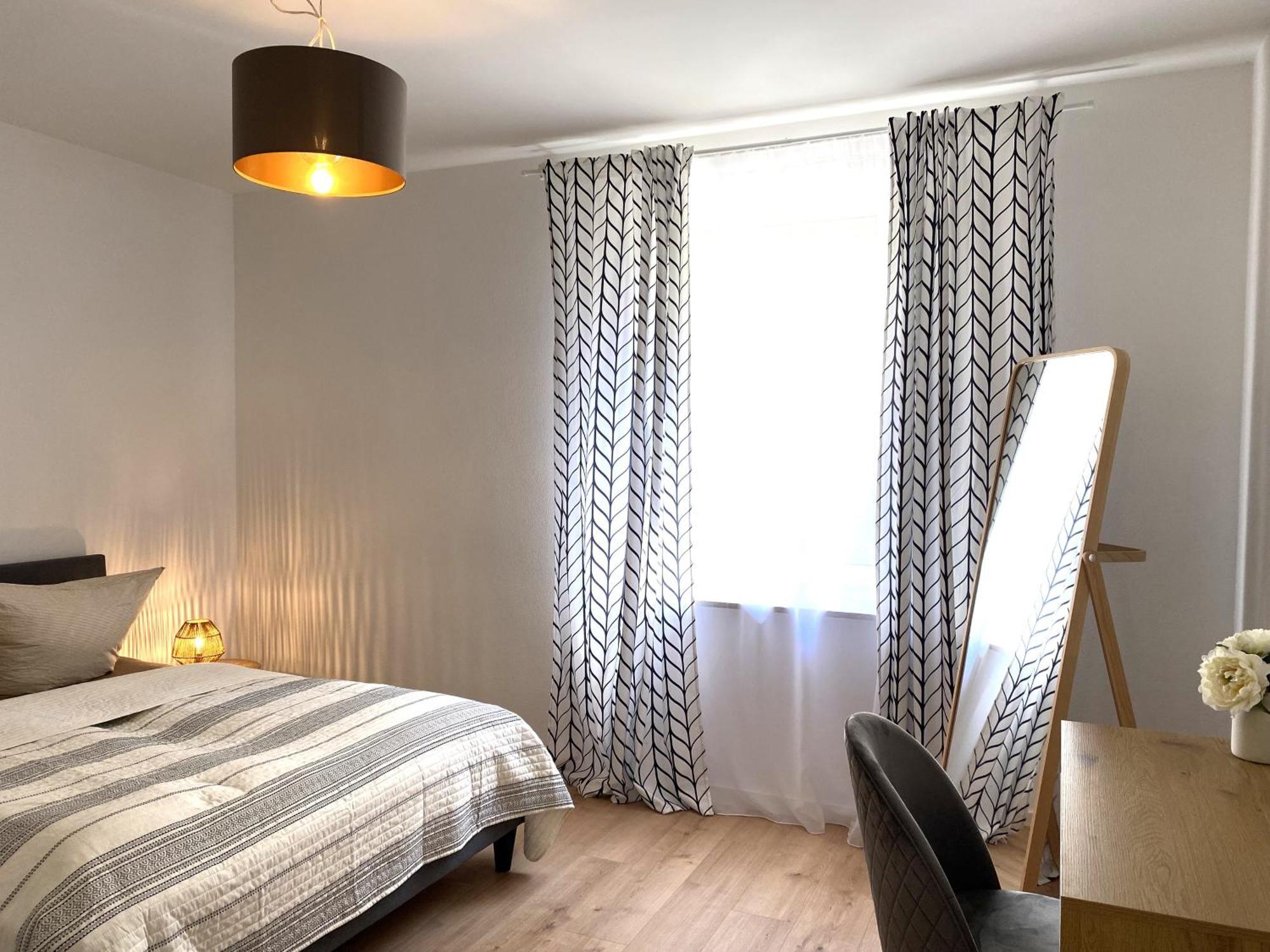 Modern Living Apartment - Naehe Krankenhaus, Altstadt, Bahnhof - 3-Zimmer Amberg Extérieur photo