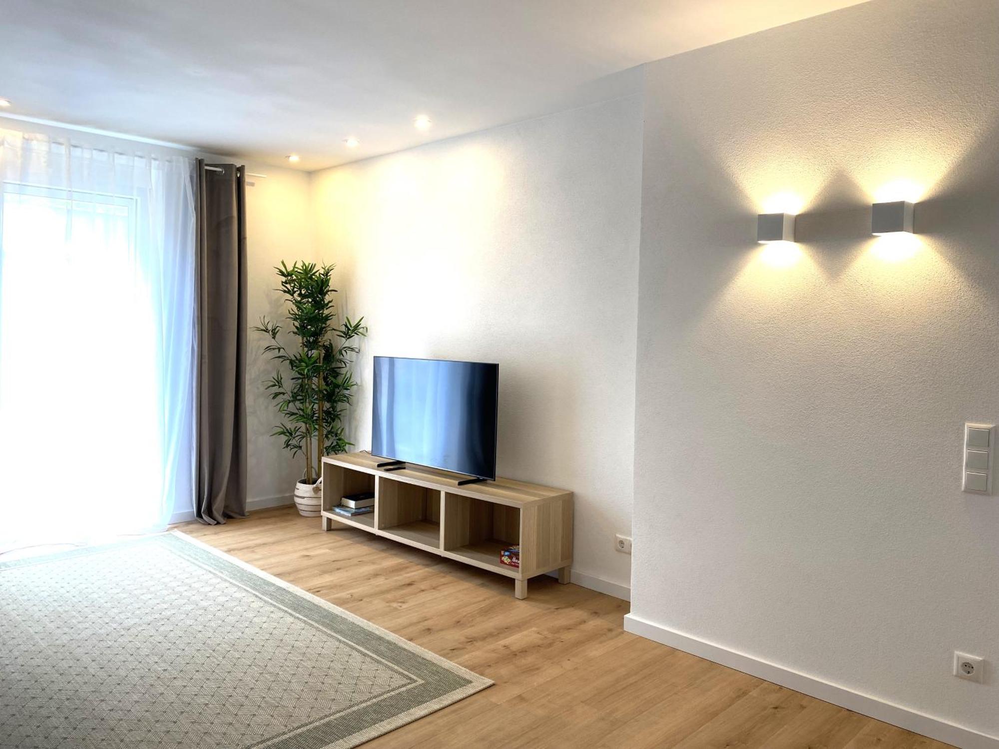 Modern Living Apartment - Naehe Krankenhaus, Altstadt, Bahnhof - 3-Zimmer Amberg Extérieur photo